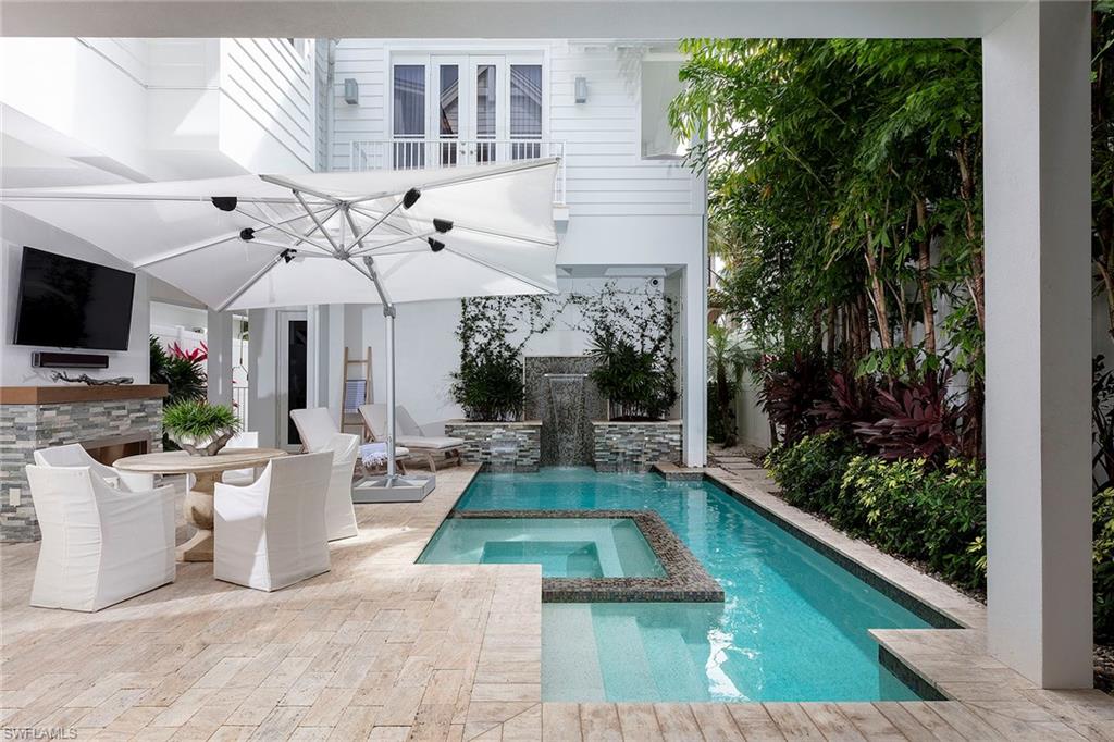 OLDE NAPLES - Residential