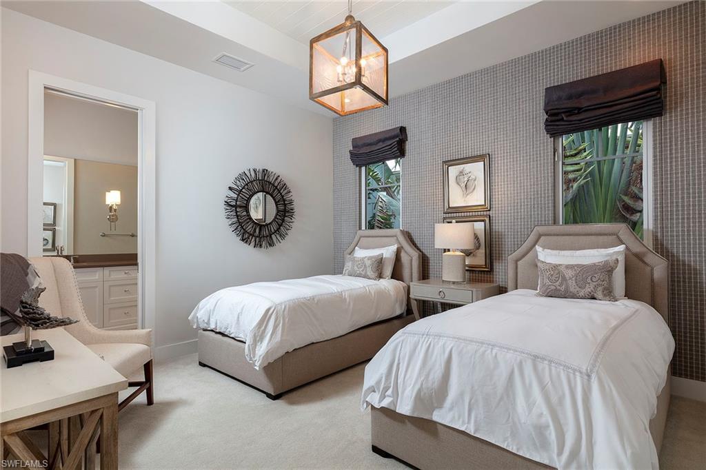 OLDE NAPLES - Residential