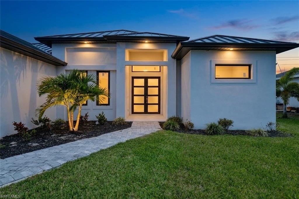 CAPE CORAL - Residential