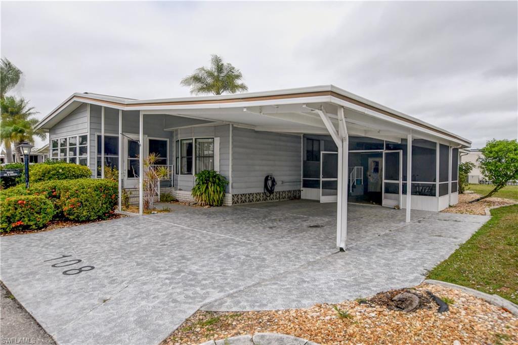 SIX LAKES COUNTRY CLUB - Residential