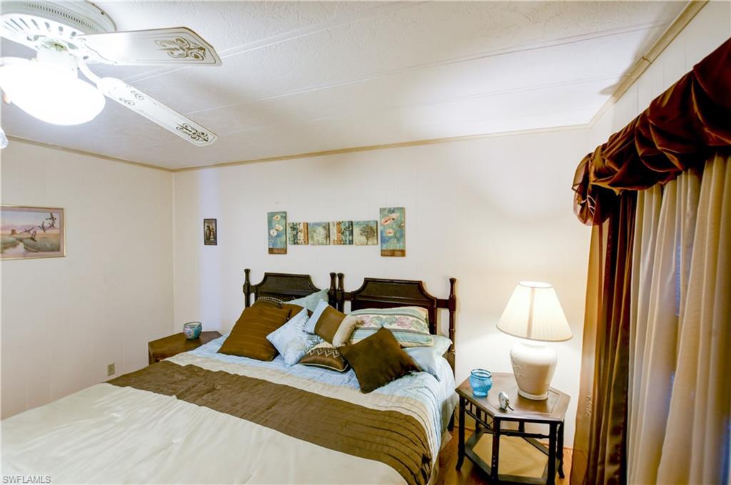 SIX LAKES COUNTRY CLUB - Residential