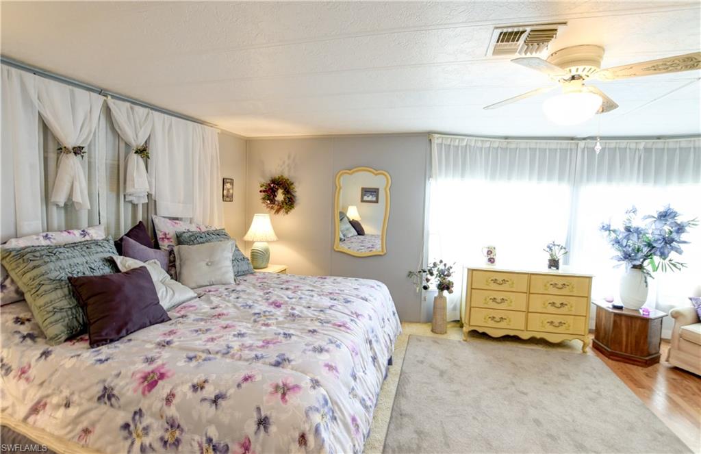 SIX LAKES COUNTRY CLUB - Residential