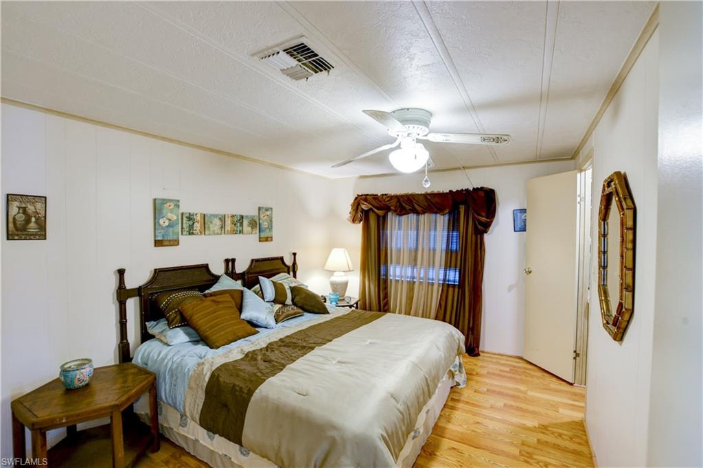 SIX LAKES COUNTRY CLUB - Residential