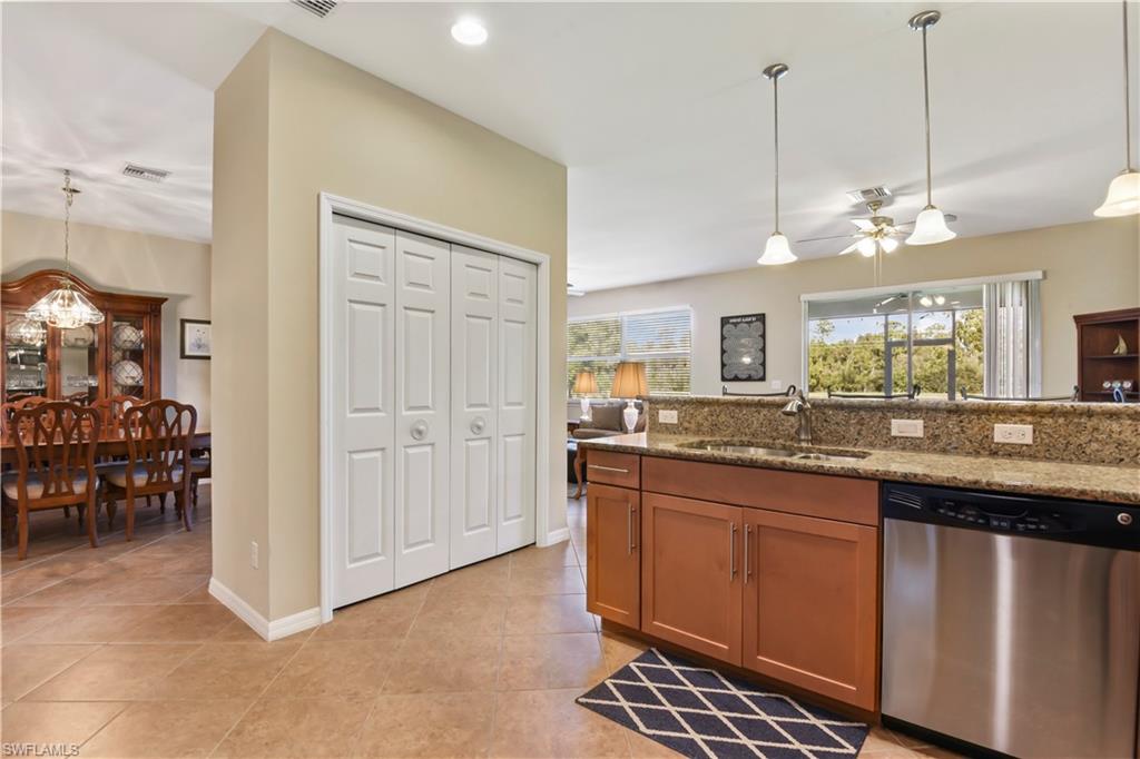 PROMENADE EAST - Residential