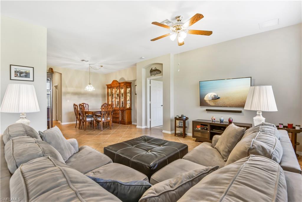 PROMENADE EAST - Residential