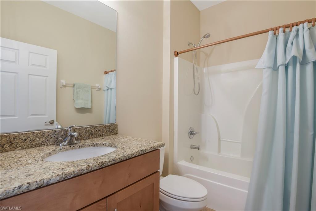 PROMENADE EAST - Residential