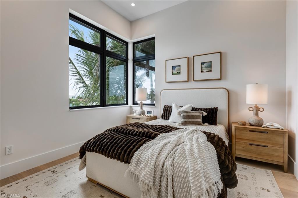 FAIRVIEW ISLES - Residential