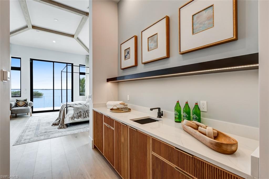 FAIRVIEW ISLES - Residential