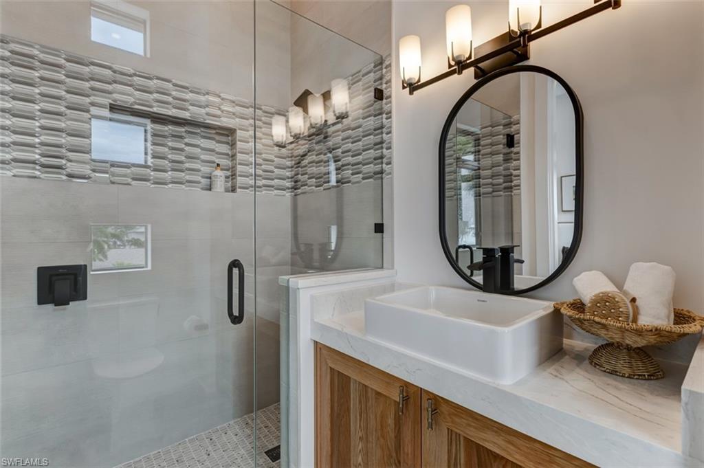 FAIRVIEW ISLES - Residential