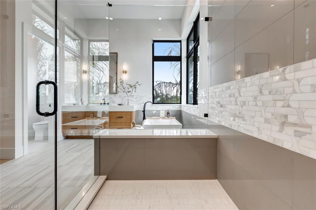 FAIRVIEW ISLES - Residential