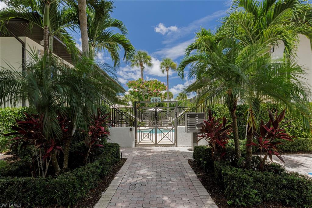 Photo of 480 5th ST S #102, NAPLES, FL 34102 (MLS # 226024912)