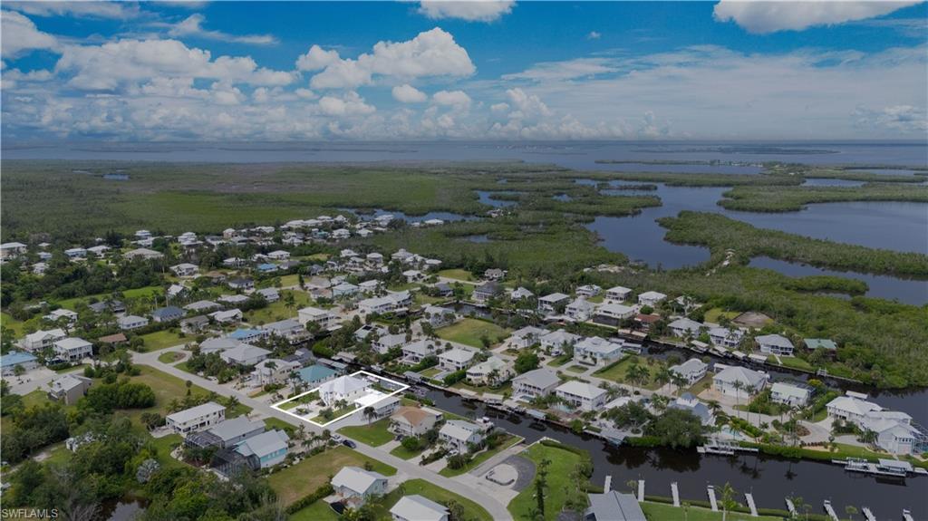 CAPTAINS COVE - Residential