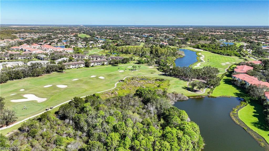 ROYAL GREENS - Residential