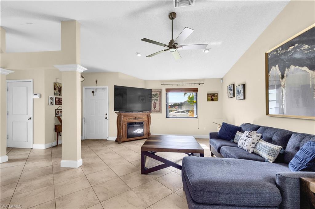 RIVER OAKS - Residential