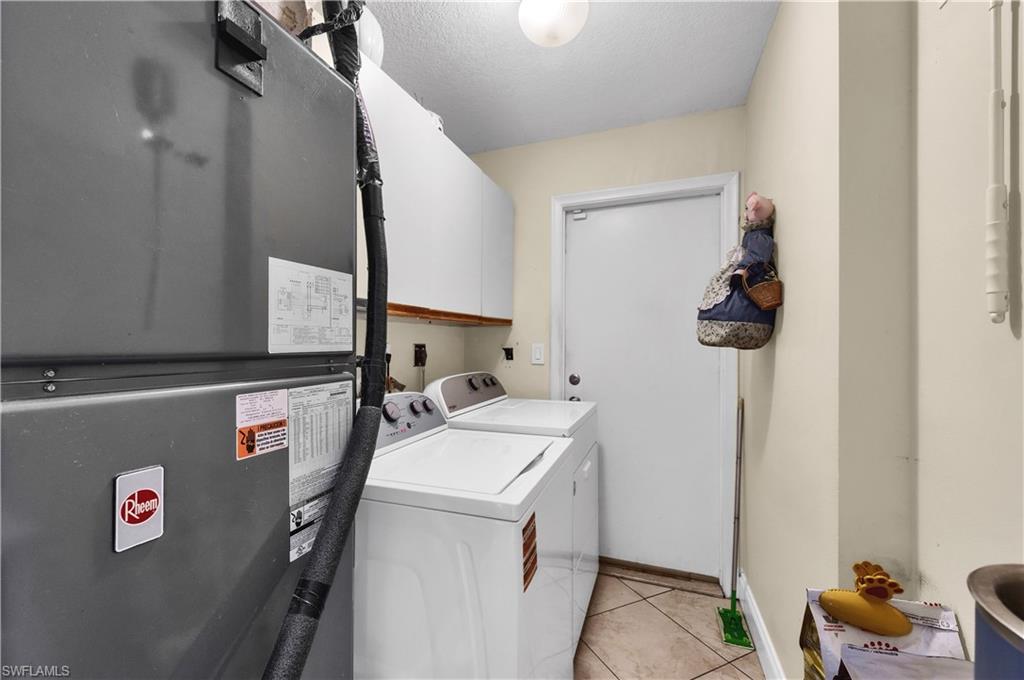 RIVER OAKS - Residential