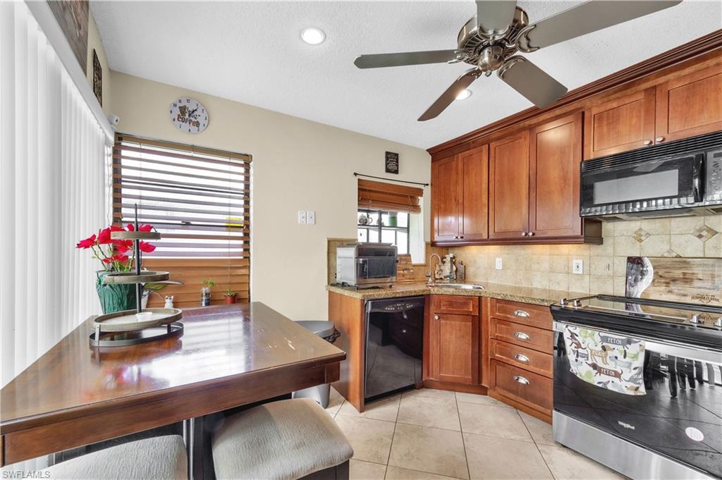 RIVER OAKS - Residential