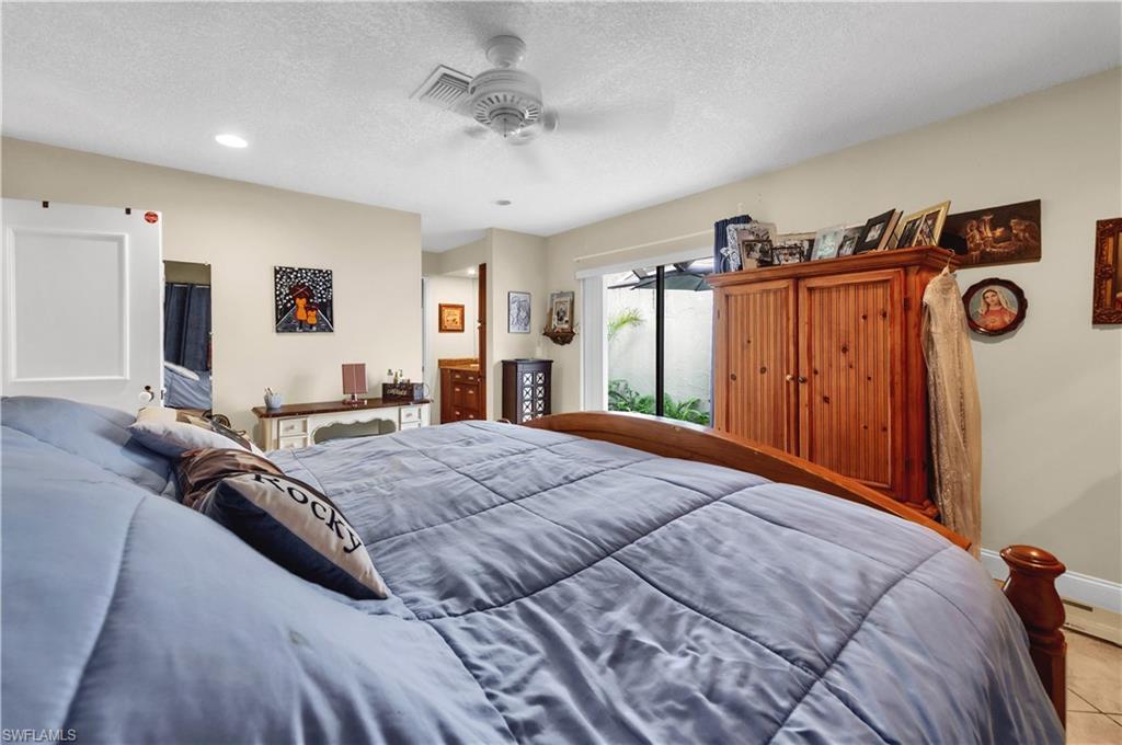 RIVER OAKS - Residential