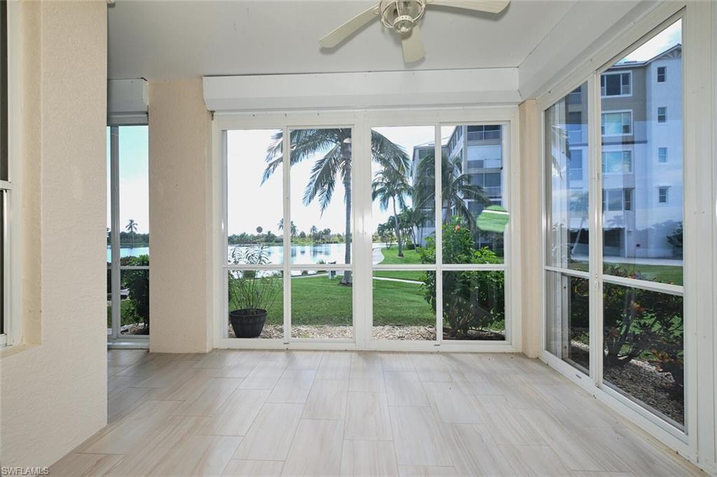 SUTTON WALK - Residential