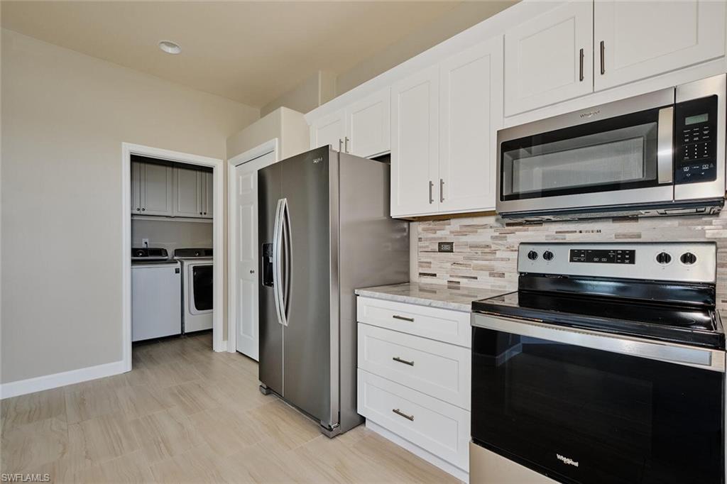 SUTTON WALK - Residential