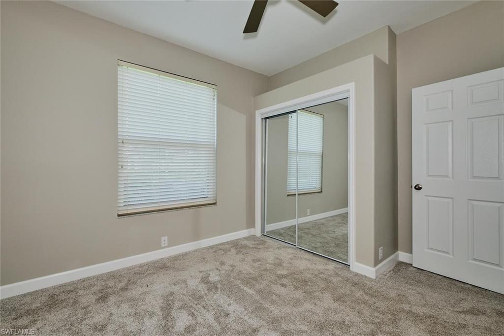 SUTTON WALK - Residential