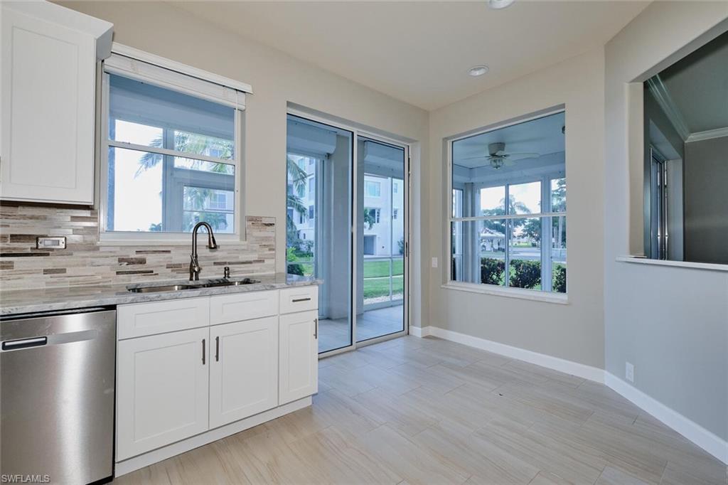 SUTTON WALK - Residential