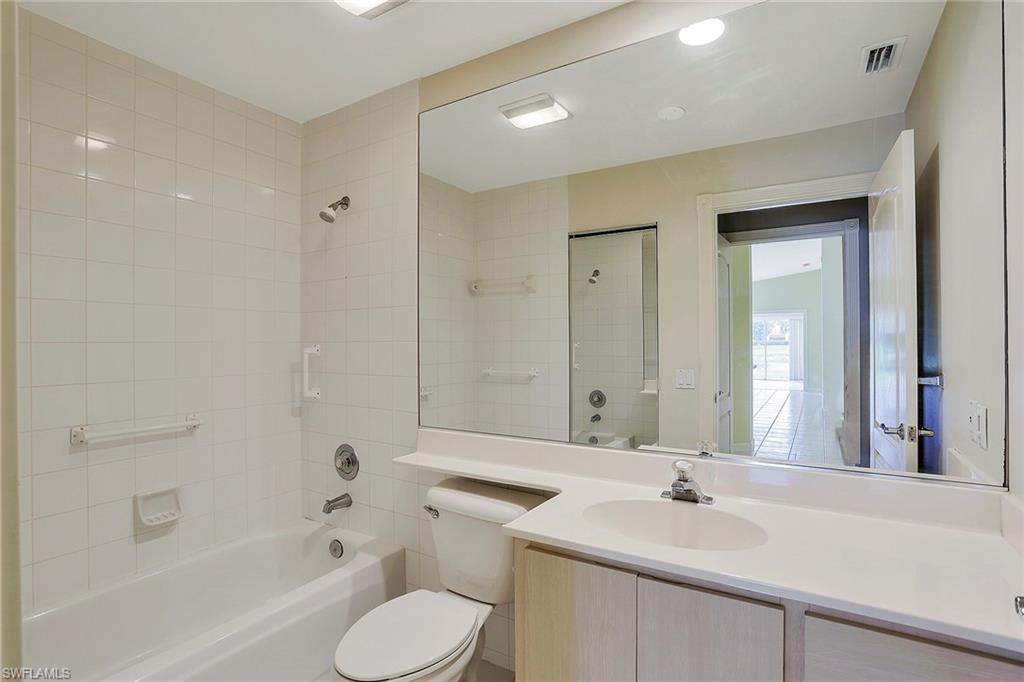 VILLAGE WALK - Residential