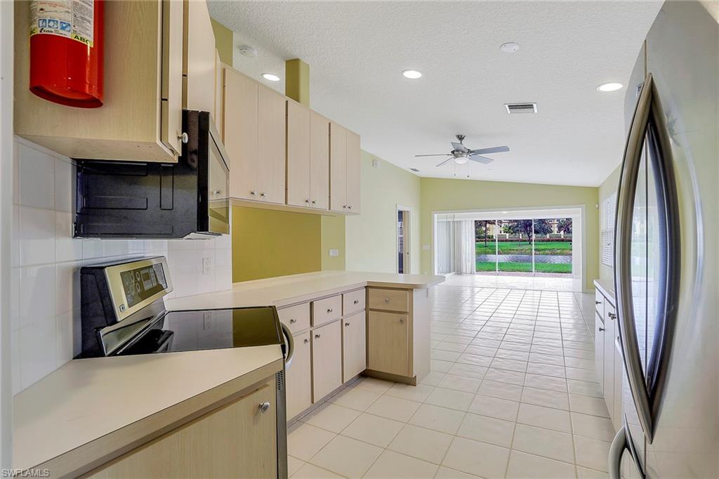 VILLAGE WALK - Residential