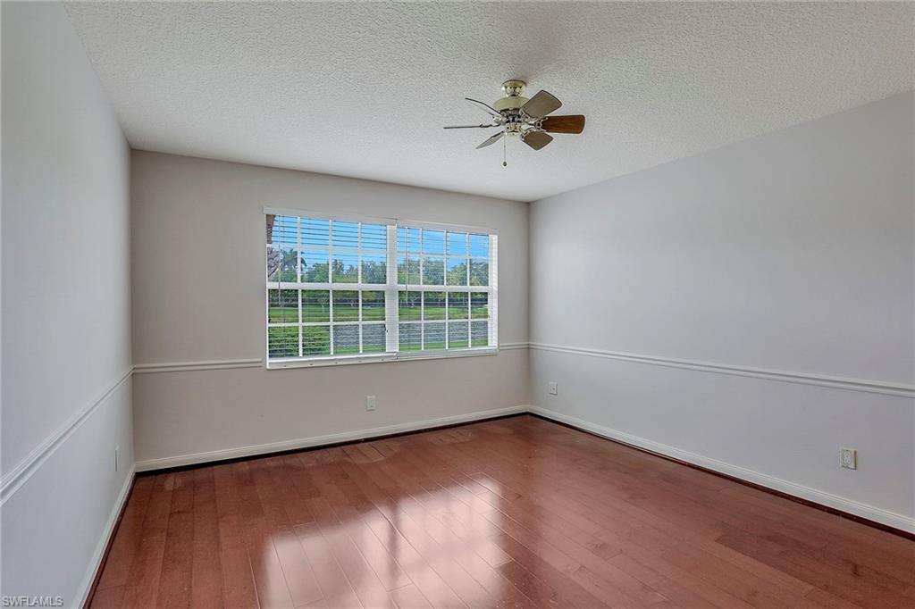 VILLAGE WALK - Residential