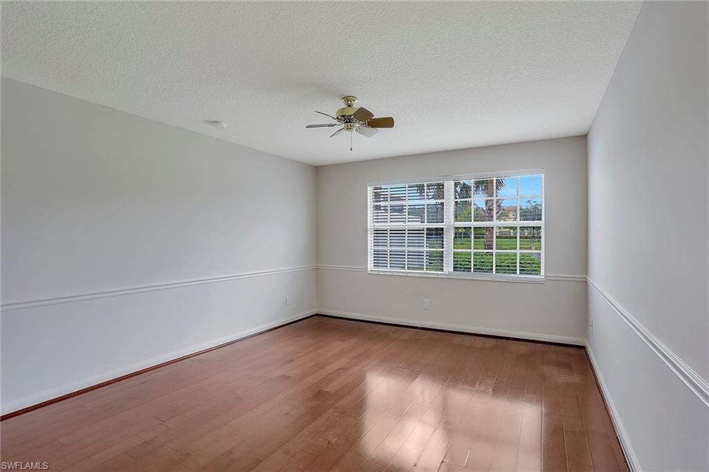 VILLAGE WALK - Residential