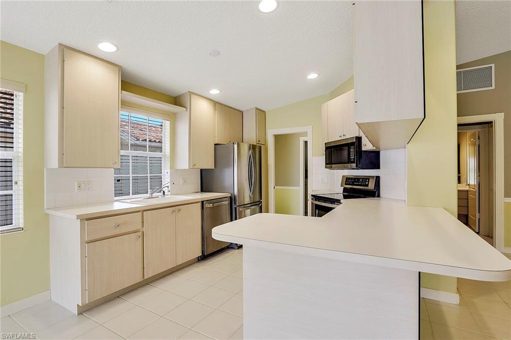 VILLAGE WALK - Residential