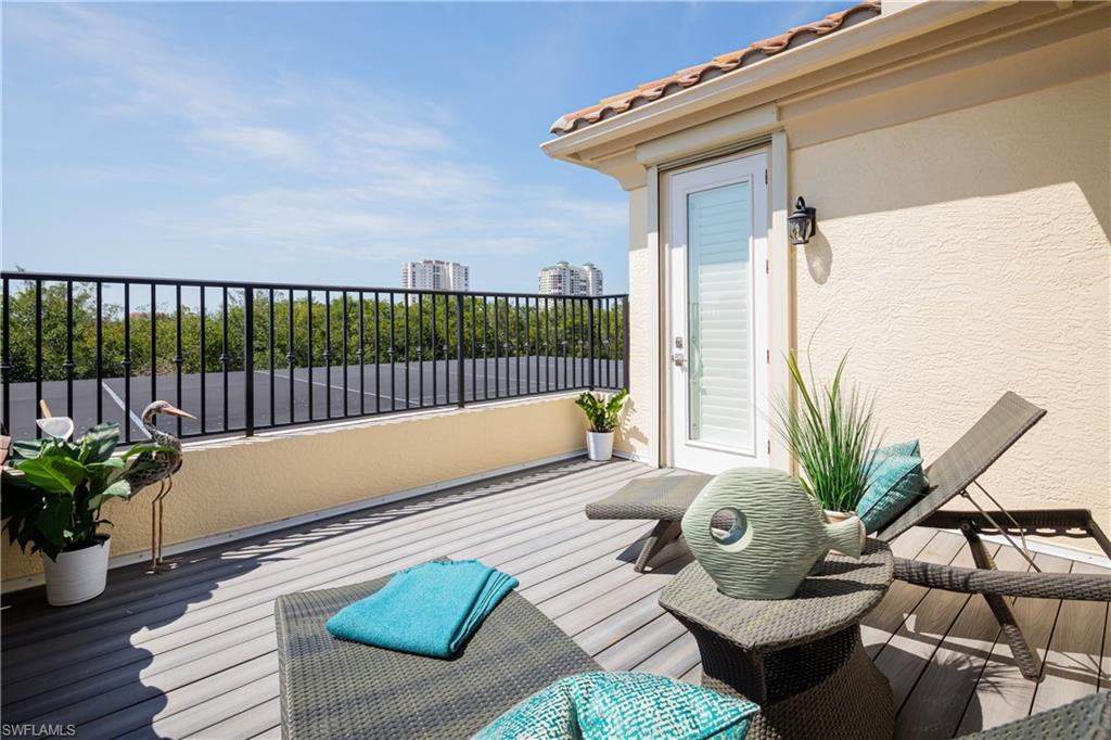 VIZCAYA AT BAY COLONY - Residential