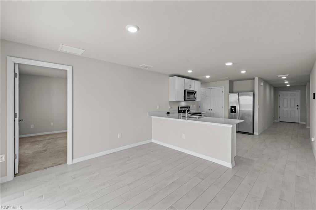 CAPE CORAL - Residential Lease