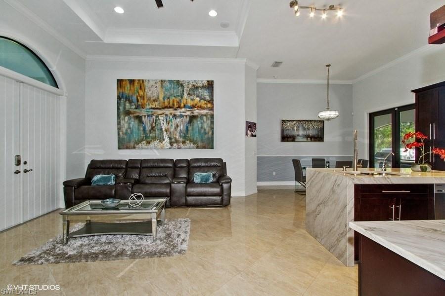 GOLDEN GATE ESTATES - Residential