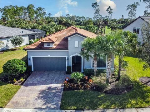 A home in NAPLES