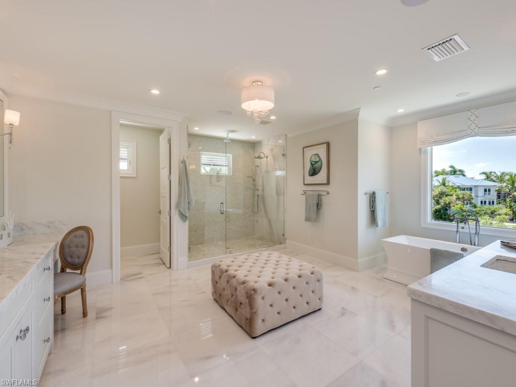 BAYFRONT GARDENS - Residential