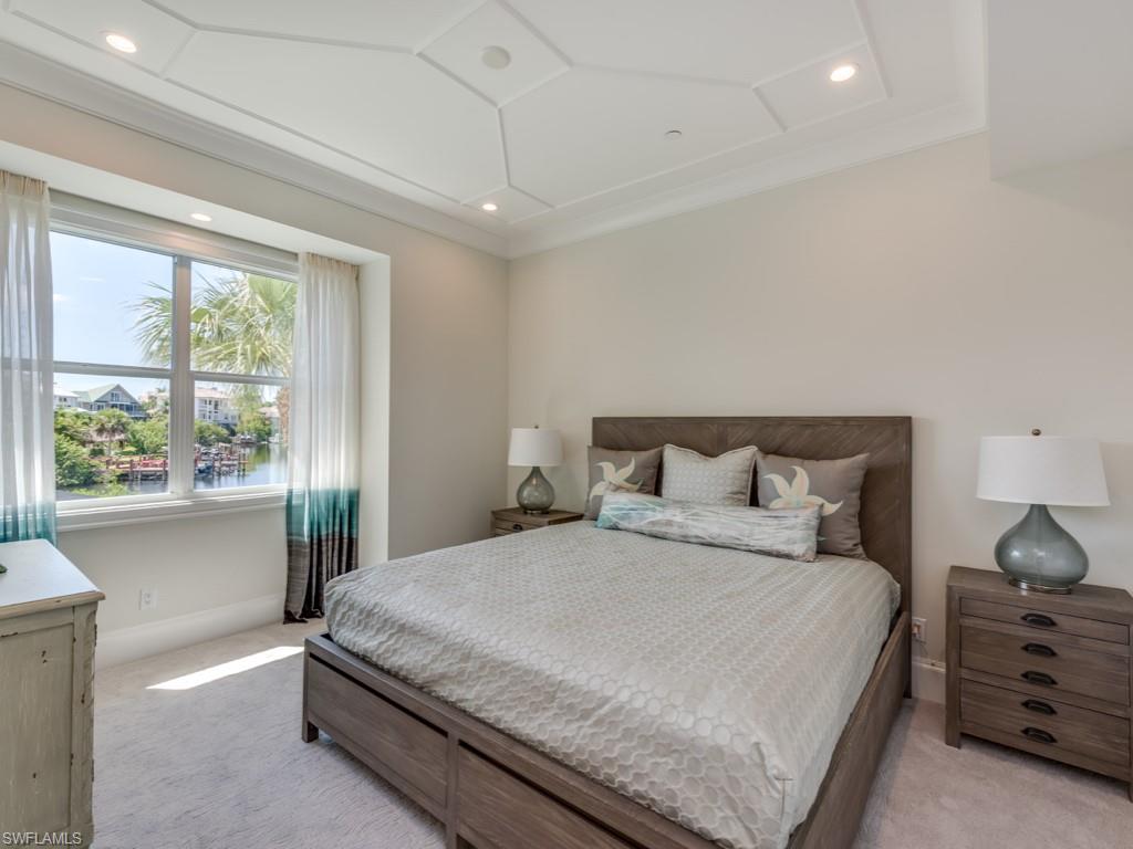 BAYFRONT GARDENS - Residential