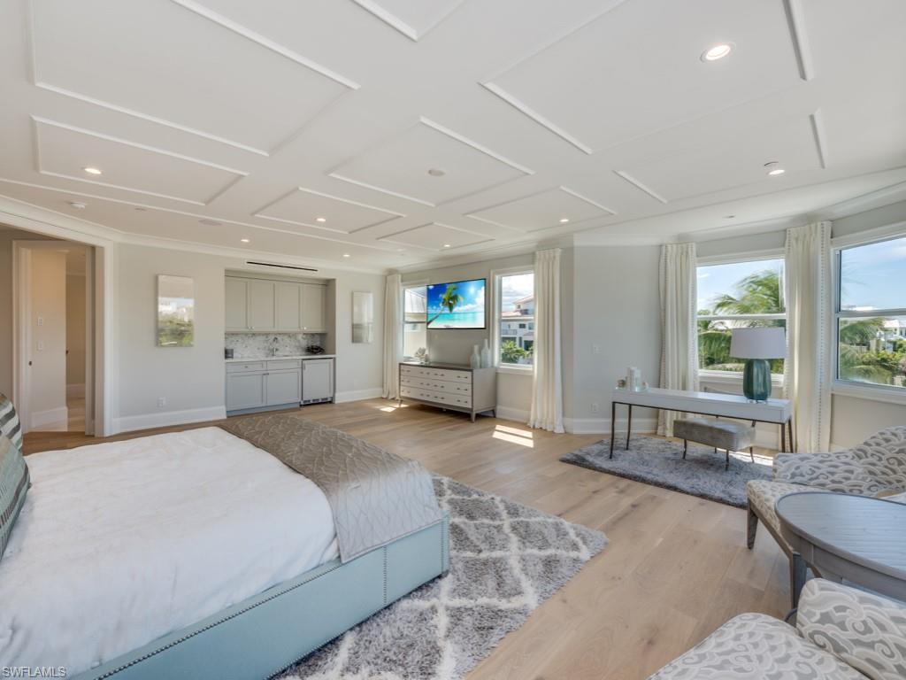 BAYFRONT GARDENS - Residential