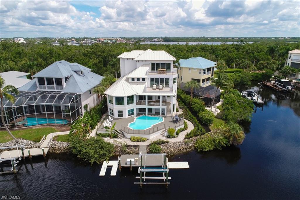 BAYFRONT GARDENS - Residential