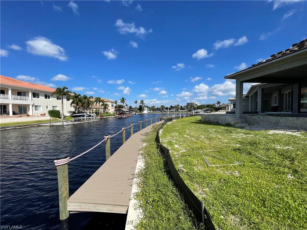 TOWN AND RIVER - Residential