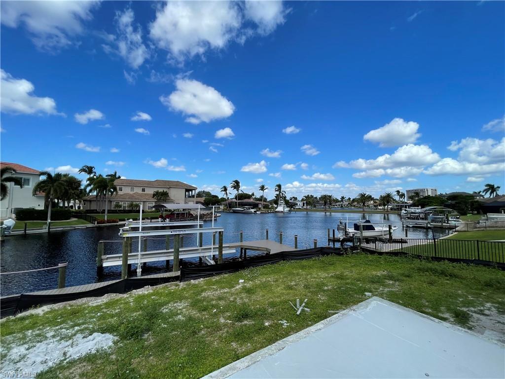 TOWN AND RIVER - Residential