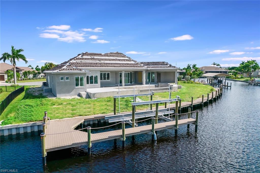 TOWN AND RIVER - Residential