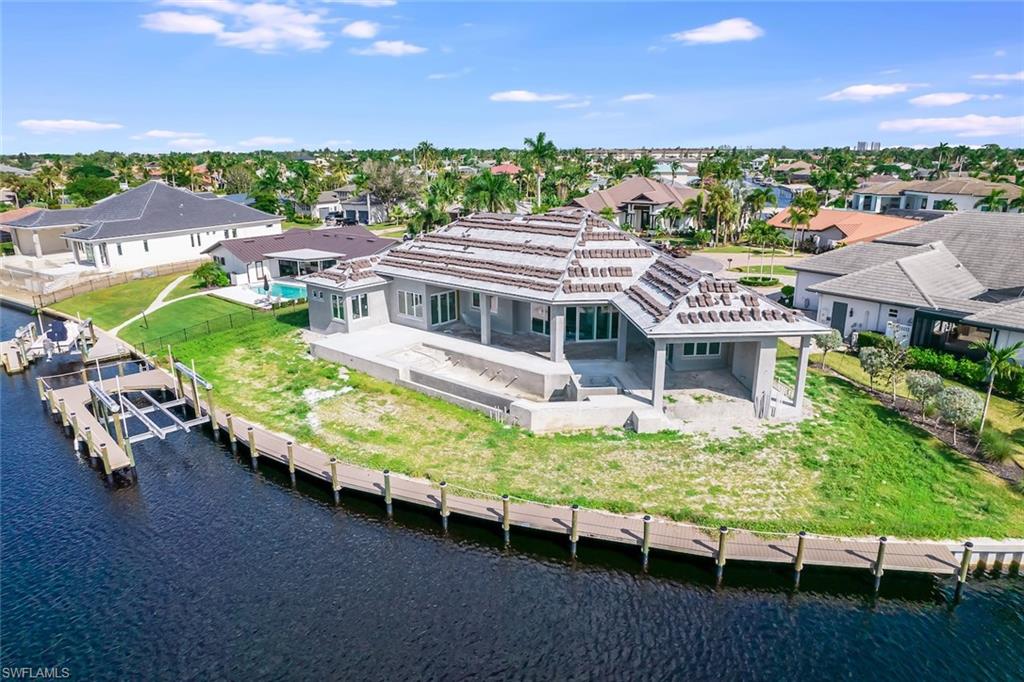 TOWN AND RIVER - Residential