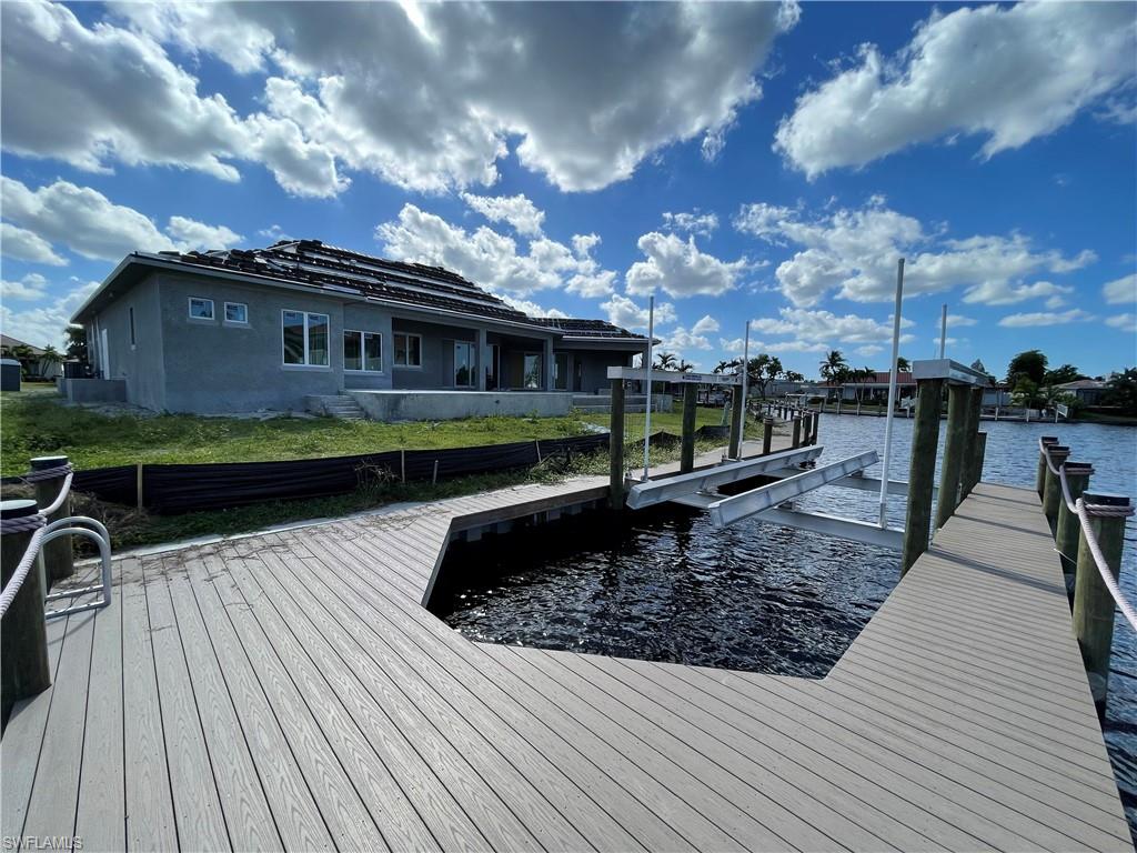 TOWN AND RIVER - Residential