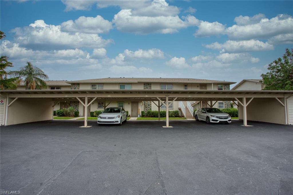 LOCHMOOR ON THE GREEN CONDO - Residential