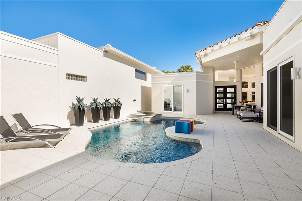 COCOBAY - Residential