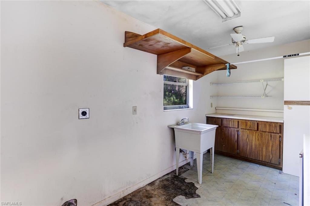 SAN CARLOS ESTATES - Residential