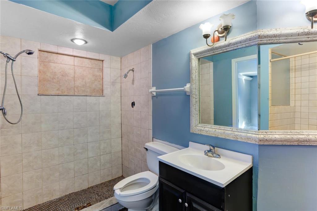 SAN CARLOS ESTATES - Residential