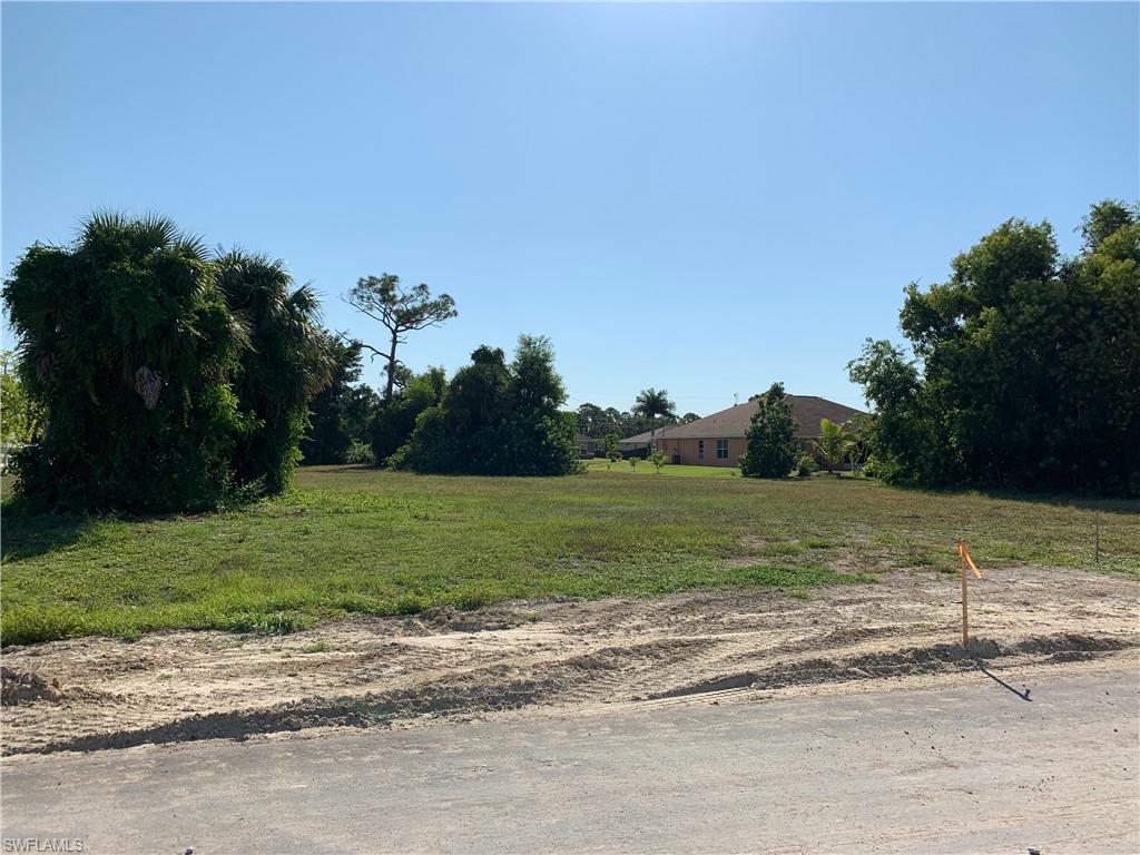 CAPE CORAL - Land
