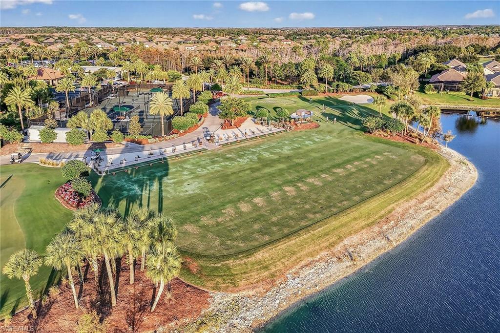 ESPLANADE - Residential