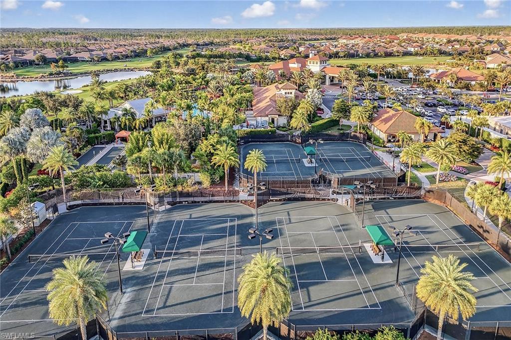 ESPLANADE - Residential